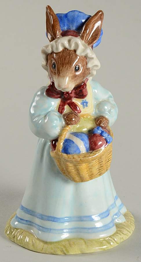 Bunnykins Figurines Mrs Bunnykins-At The Easter Parade - Boxed by Royal Doulton-1