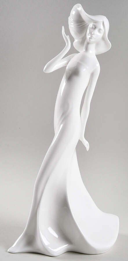 Images Carefree-White - No Box by Royal Doulton-1