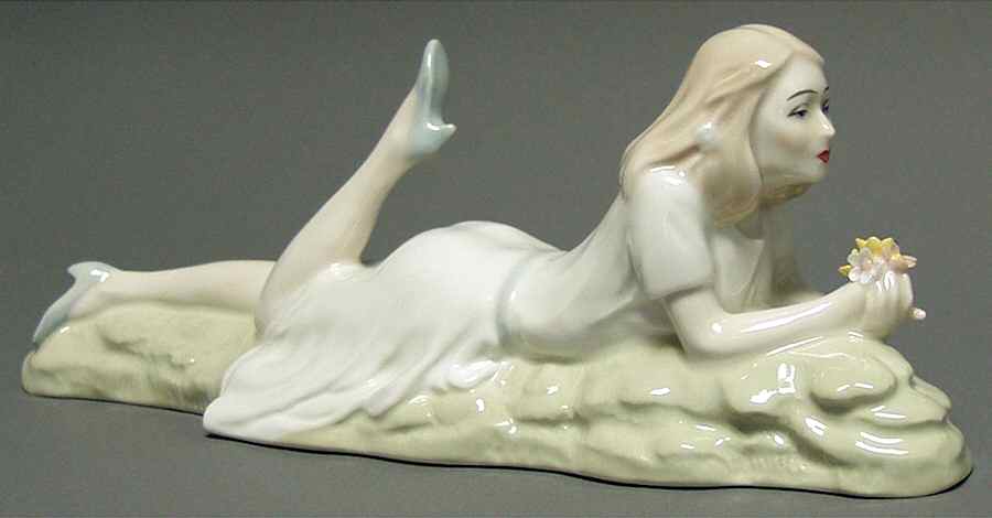 Reflections Idle Hours - Boxed by Royal Doulton-1
