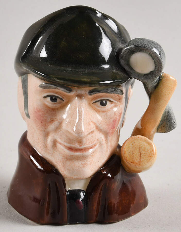 Character Jug Sleuth-Miniature - With Box Bx786 by Royal Doulton-1