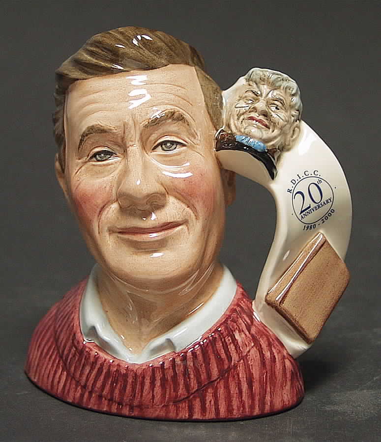 Character Jug Jug Collector-Small - With Box Bx718 by Royal Doulton-1