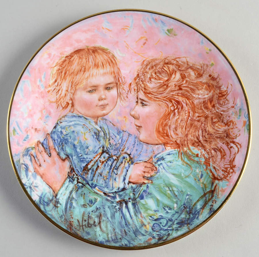 Mother and Child Kathleen And Child - No Box by Royal Doulton-1