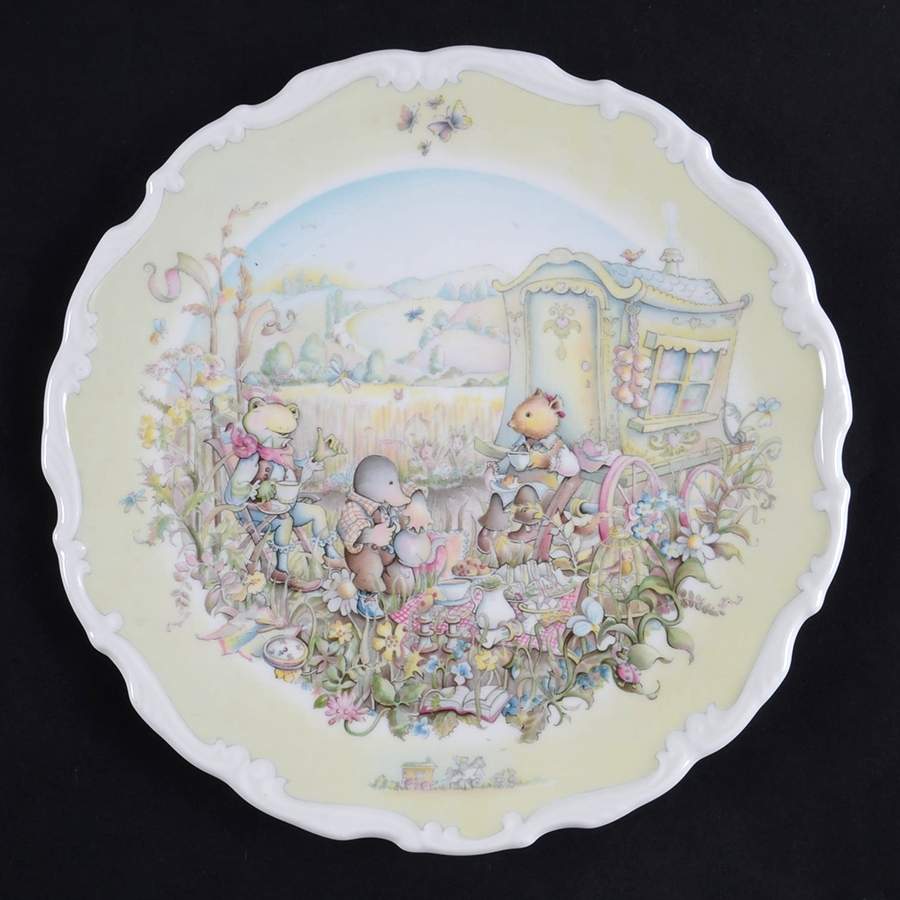 The Wind In The Willows The Open Road - No Box by Royal Doulton-1