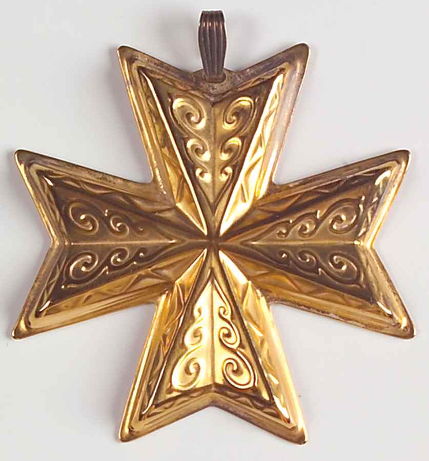 Christmas Cross-Gold Vermeil 1977-Cross - Boxed by Reed & Barton-1