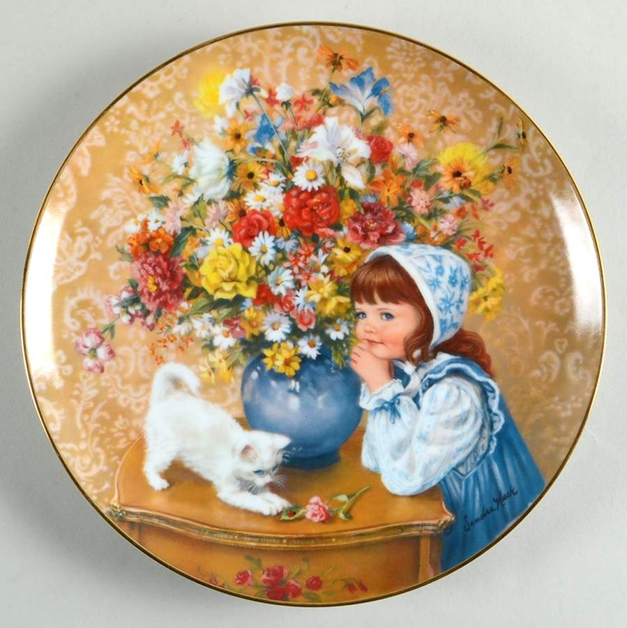 Childhood Almanac-Plate Just Dreaming-June - Boxed by Reco-1