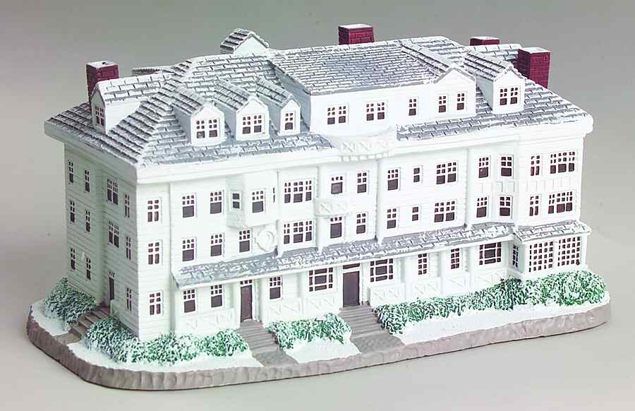 Rockwell's Main Street Red Lion Inn- 7" L - Boxed by Rhodes Studios-1