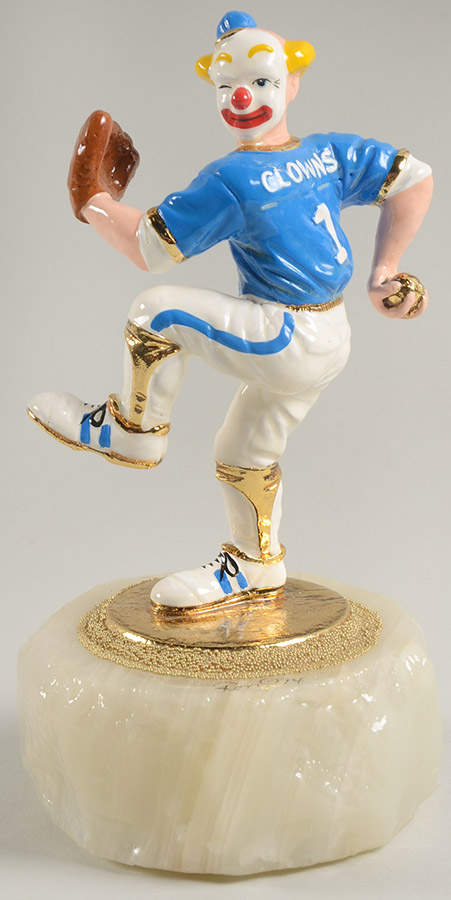 Clown Sculptures Clown Baseball Pitcher - No Box by Ron Lee-1