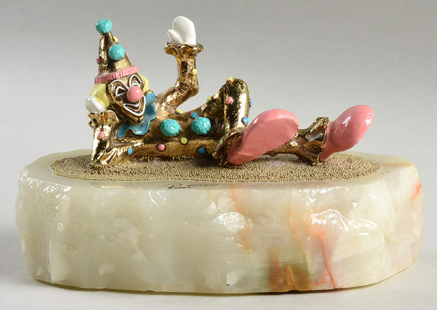 Clown Sculptures New Pinky Lying Down - No Box by Ron Lee-1