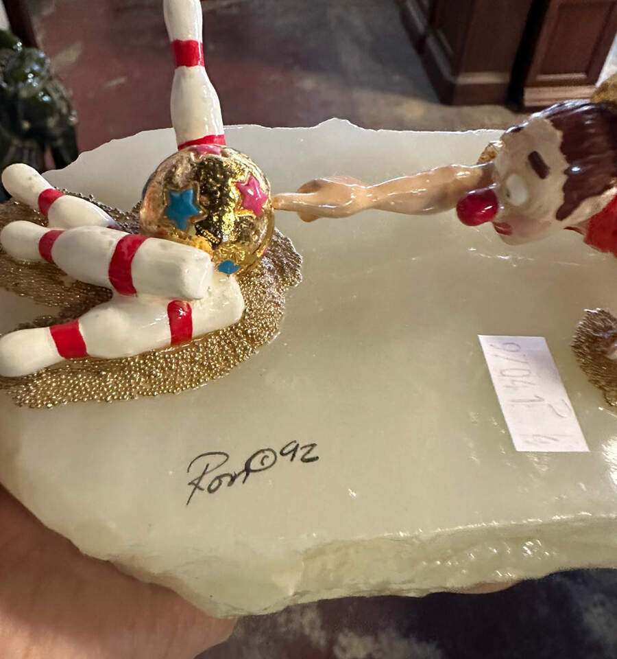 Clown Sculptures Strike!!! - No Box by Ron Lee-1