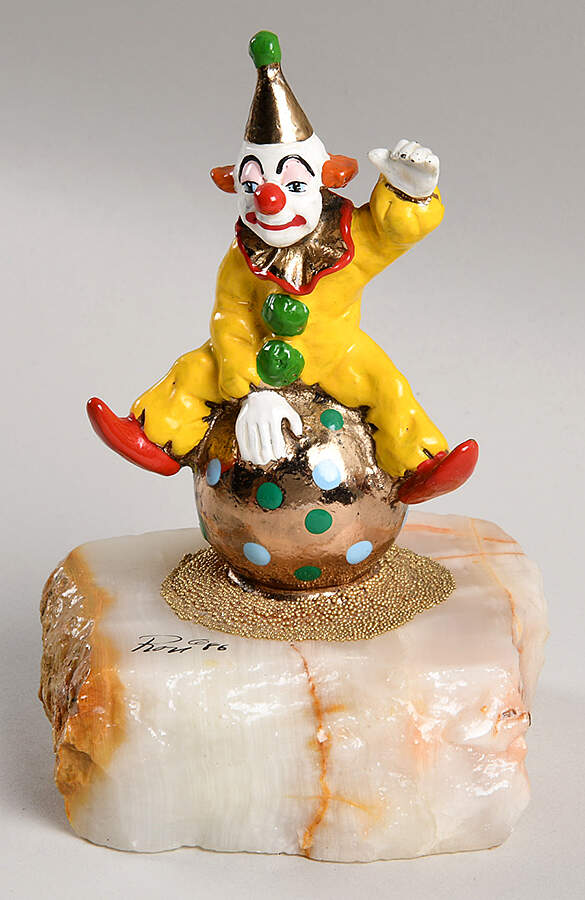 Clown Sculptures Nicky Sitting On A Ball - No Box by Ron Lee-1