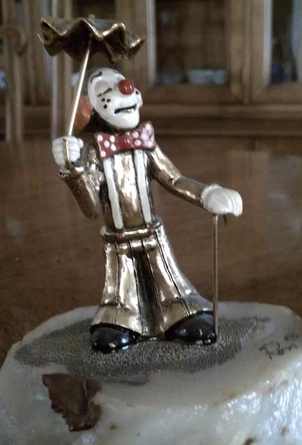Clown Sculptures Darby With Umbrella - No Box by Ron Lee-1