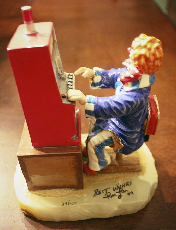 Clown Sculptures Video Poker - No Box by Ron Lee-1