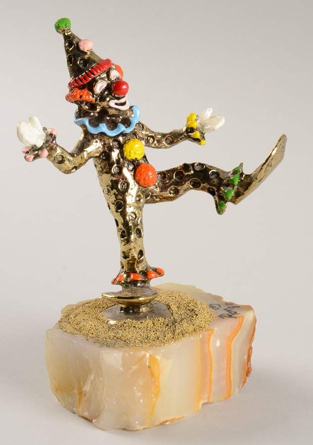 Clown Sculptures Pinky Balancing - No Box by Ron Lee-1