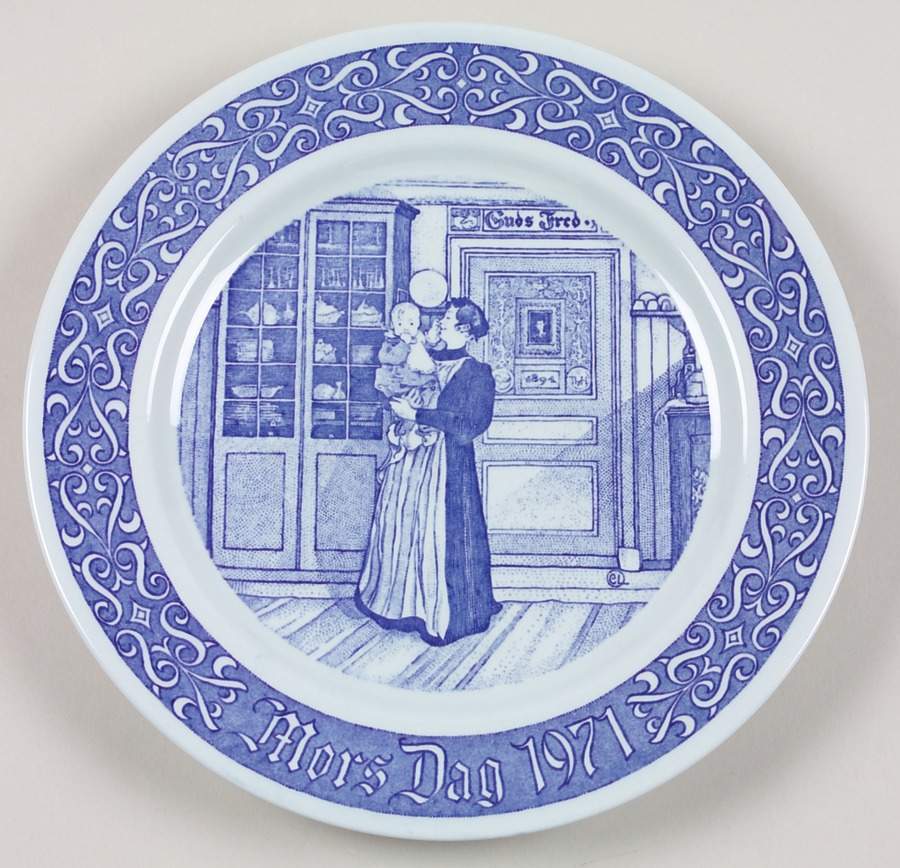 Mother's Day Plate Mother And Child - With Box by Rorstrand-1