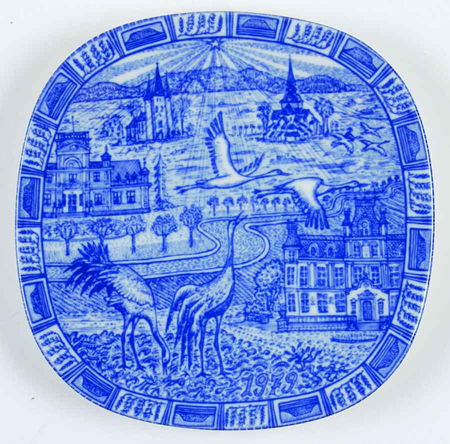 Rorstrand Christmas Plate Nils In Vaestergoetland - Boxed by Rorstrand-1