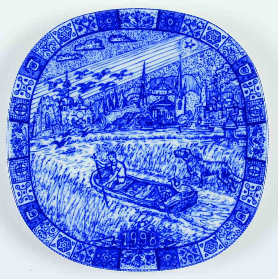 Rorstrand Christmas Plate 1998 - Boxed by Rorstrand-1