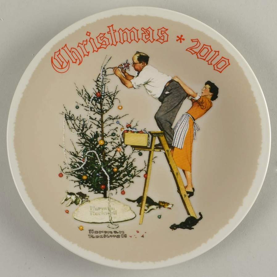 Annual Christmas Plate Trimming The Tree - No Box by Rockwell Society-1