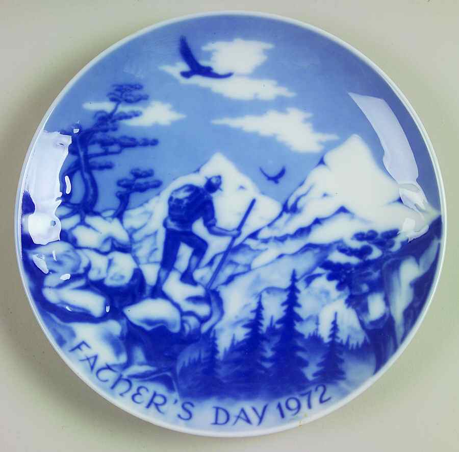 Father's Day Plate Mountaineer - No Box by Royale (Germany)-1