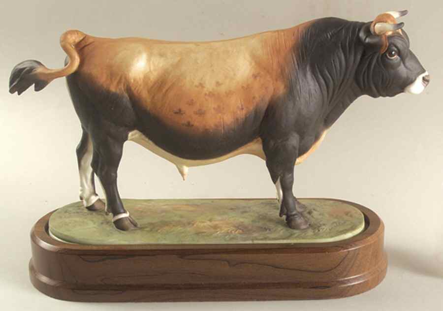 Doris Lindner Jersey Bull-Leebarn Carlisle - No Box by Royal Worcester-1