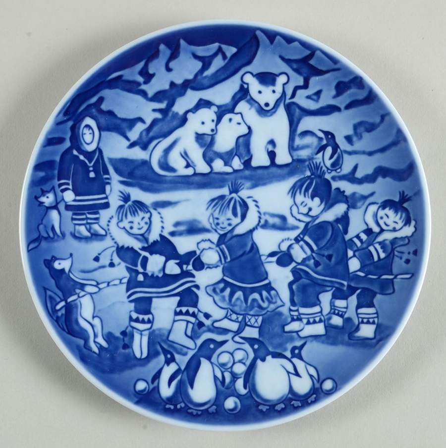 Childrens Christmas Winter Children On Greenland-Plate Only - No Box by Royal Copenhagen-1