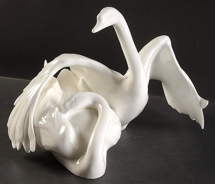 Images of Nature Nestling Down-Swans - Boxed by Royal Doulton-1