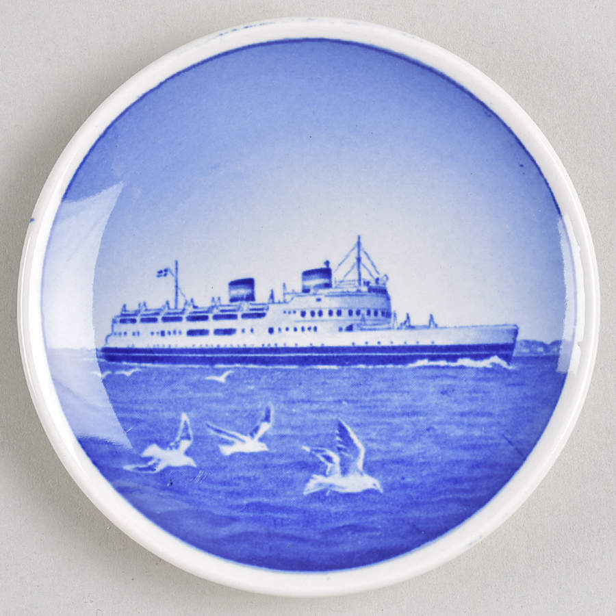 Danish & Nordic Plaquettes-2010 Series Dansk Faerge Storebaeltsfaergen - No Box by Royal Copenhagen-1