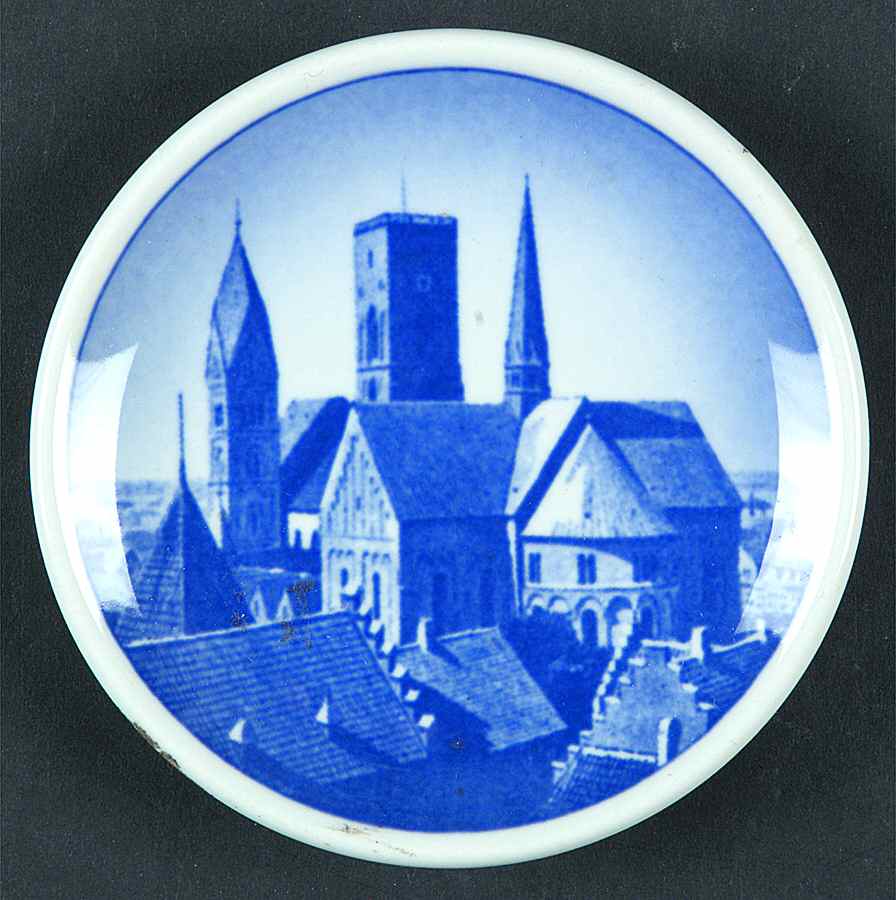 Danish & Nordic Plaquettes-2010 Series Ribe Domkirke - No Box by Royal Copenhagen-1