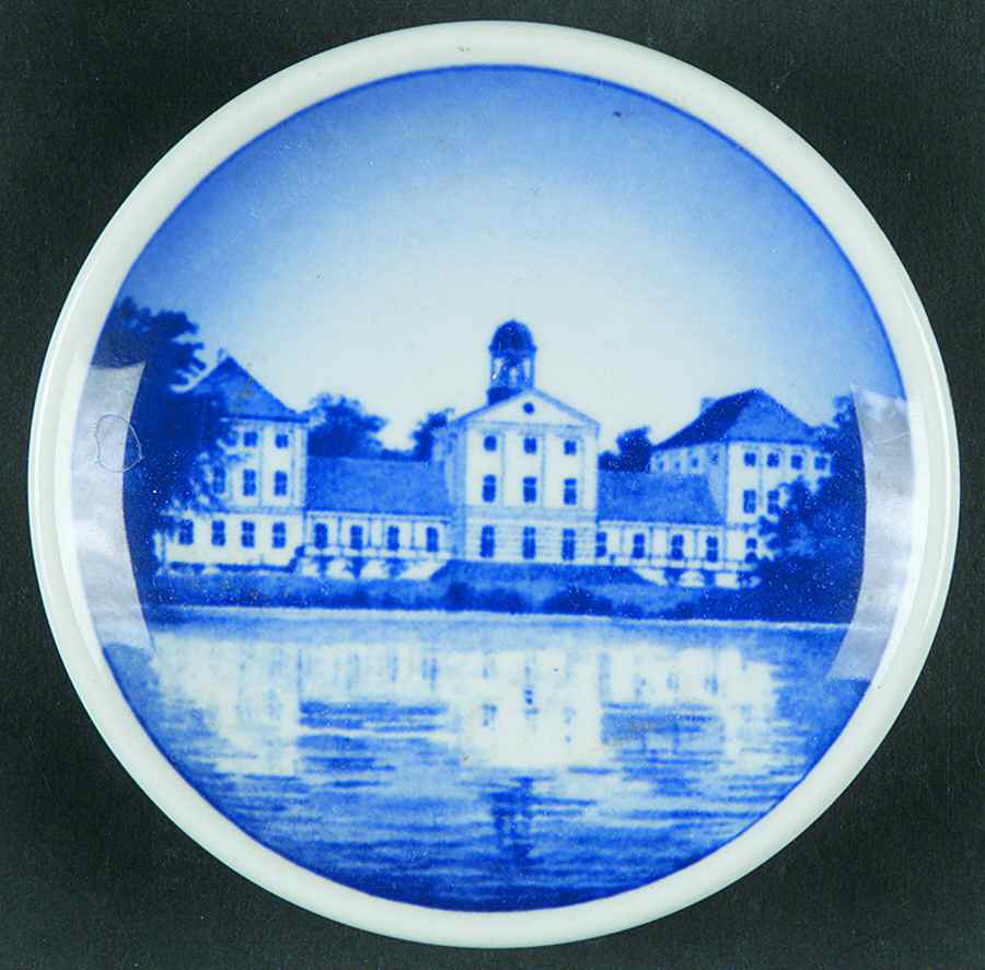 Danish & Nordic Plaquettes-2010 Series Graasten Slot - No Box by Royal Copenhagen-1