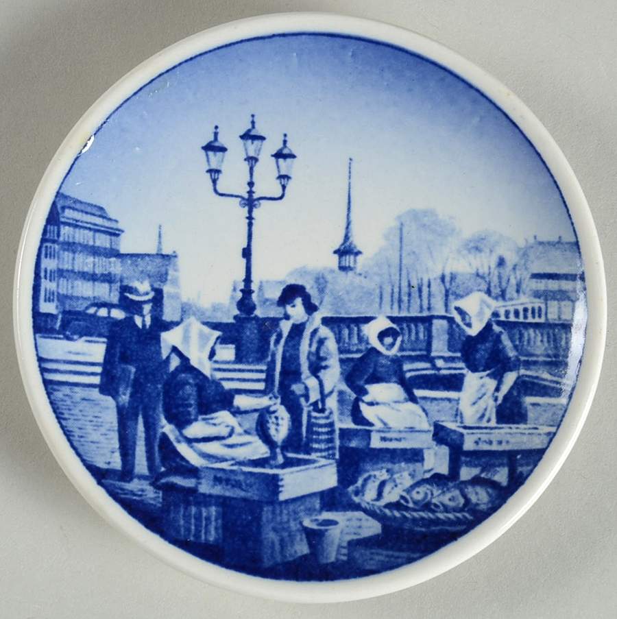 Danish & Nordic Plaquettes-2010 Series Fisketorvet, Gammel Strand, Kobenhavn - No Box by Royal Copenhagen-1