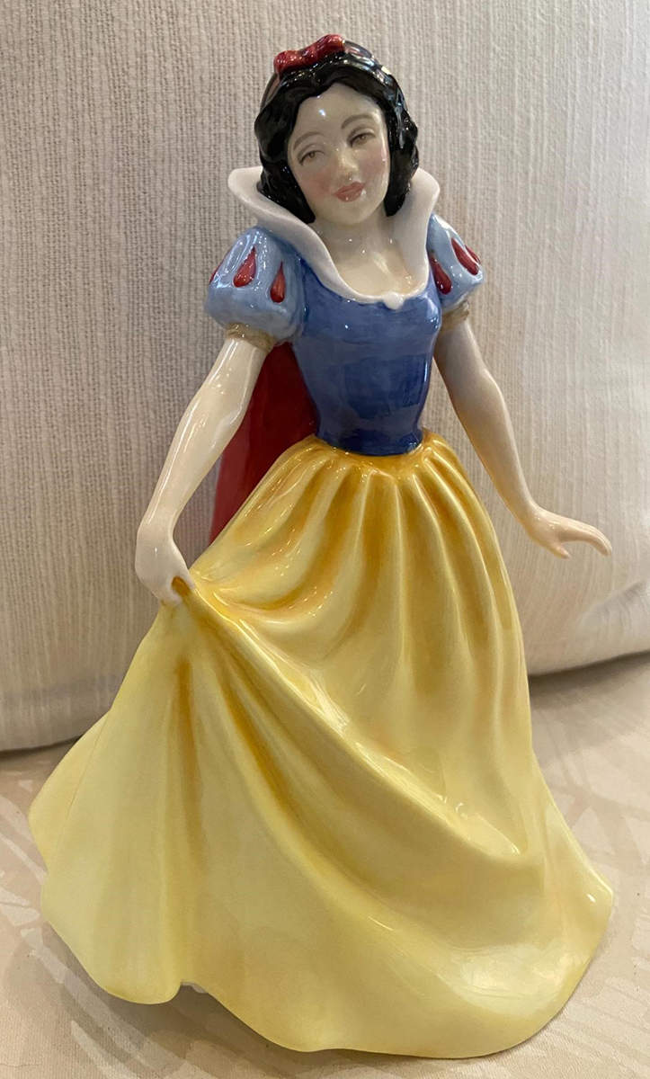 Disney Princess  Snow White - Boxed by Royal Doulton-1