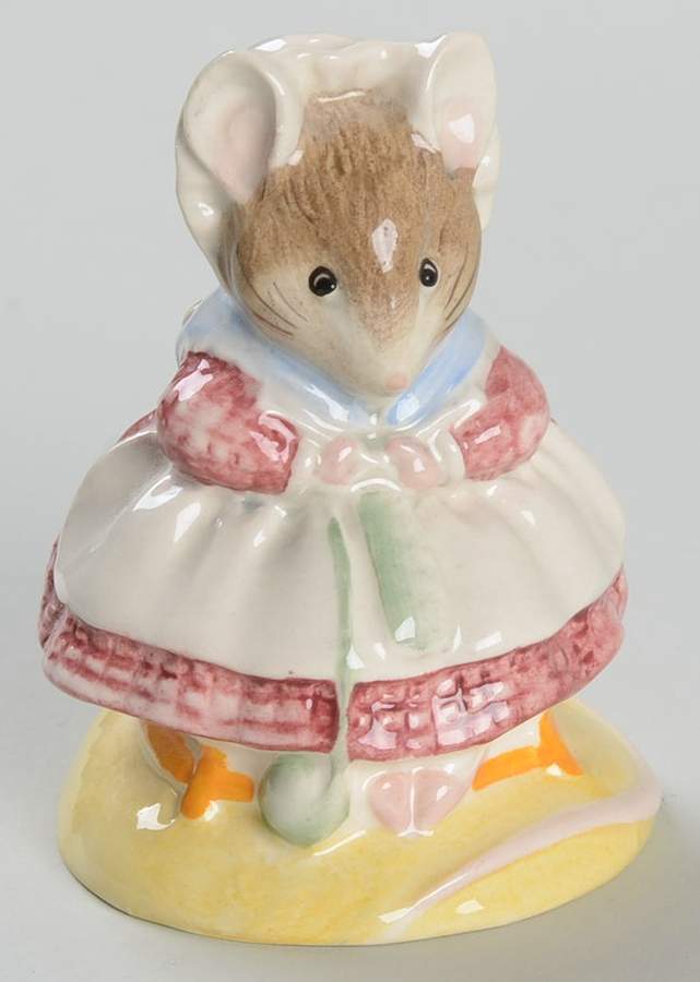 Beatrix Potter Backstamp 10 Old Woman Who Lived In A Shoe Knitting - Boxed by Royal Doulton-1