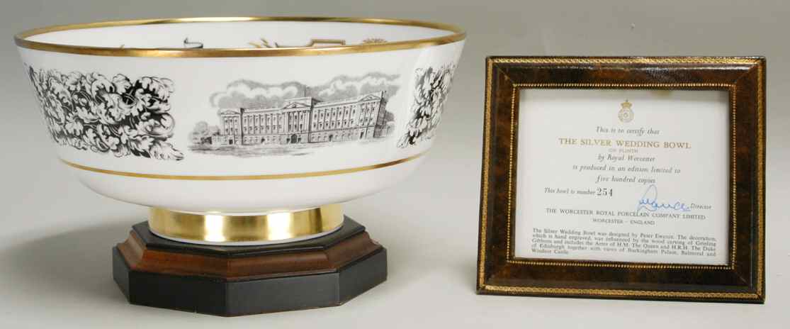 Royal Worcester Royalty Giftware Elizabeth Ii Sliver Wedding Bowl - Boxed by Royal Worcester-1
