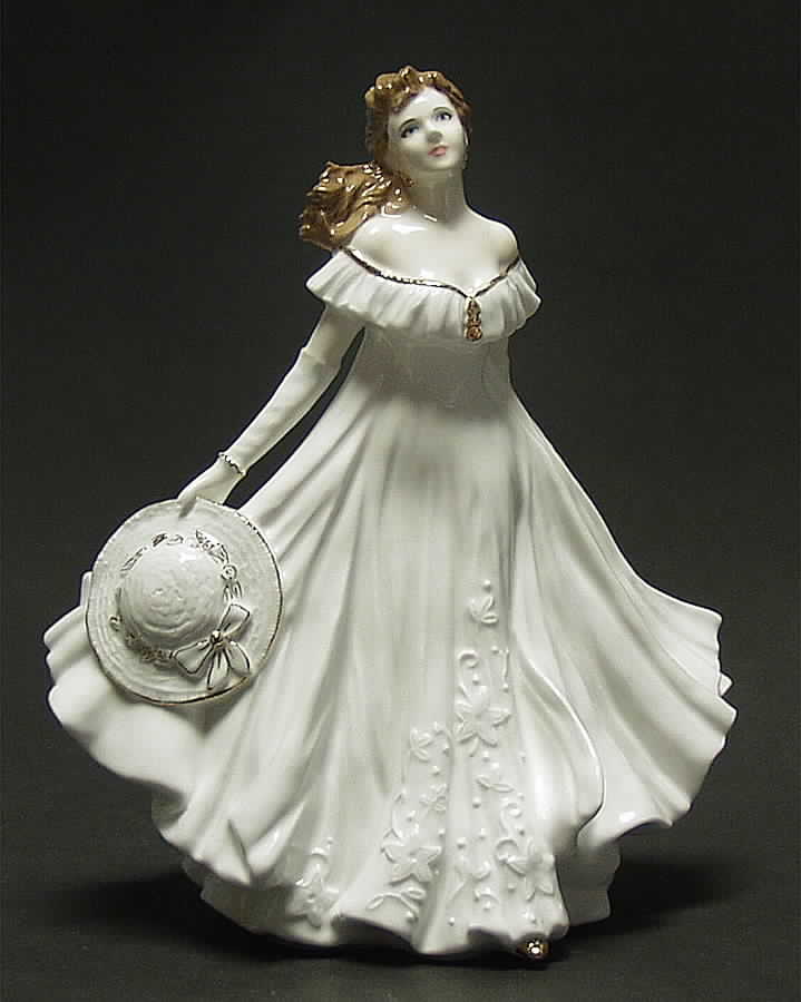 Golden Moments Figurine Friendship - No Box by Royal Worcester-1