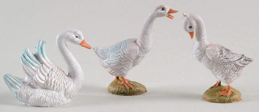 Fontanini Heirloom Nativity 5" Scale Duck Family - Boxed by Roman-1