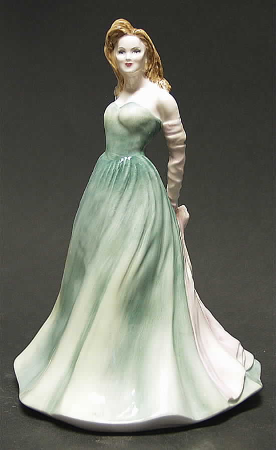 In Vogue Collection-Figurine Sophie - With Box by Royal Doulton-1
