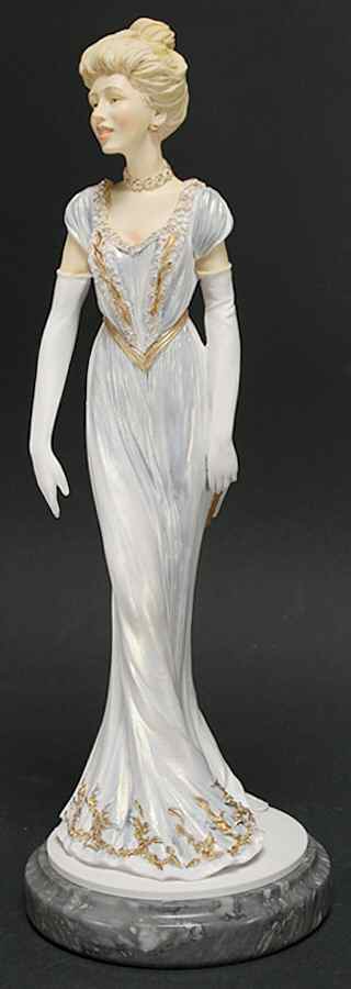 Classique Collection-Figurines Celebration - Boxed by Royal Doulton-1