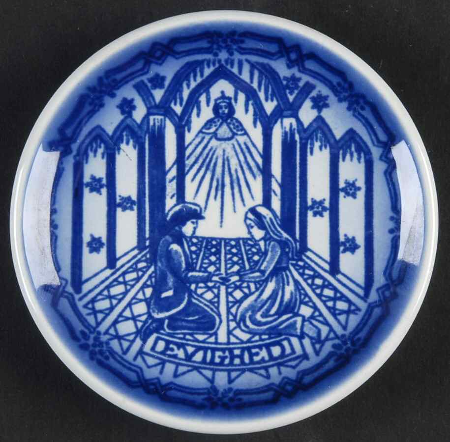 Hans Christian Anderson Plaque Snow Queen-Snedronningen - No Box by Royal Copenhagen-1