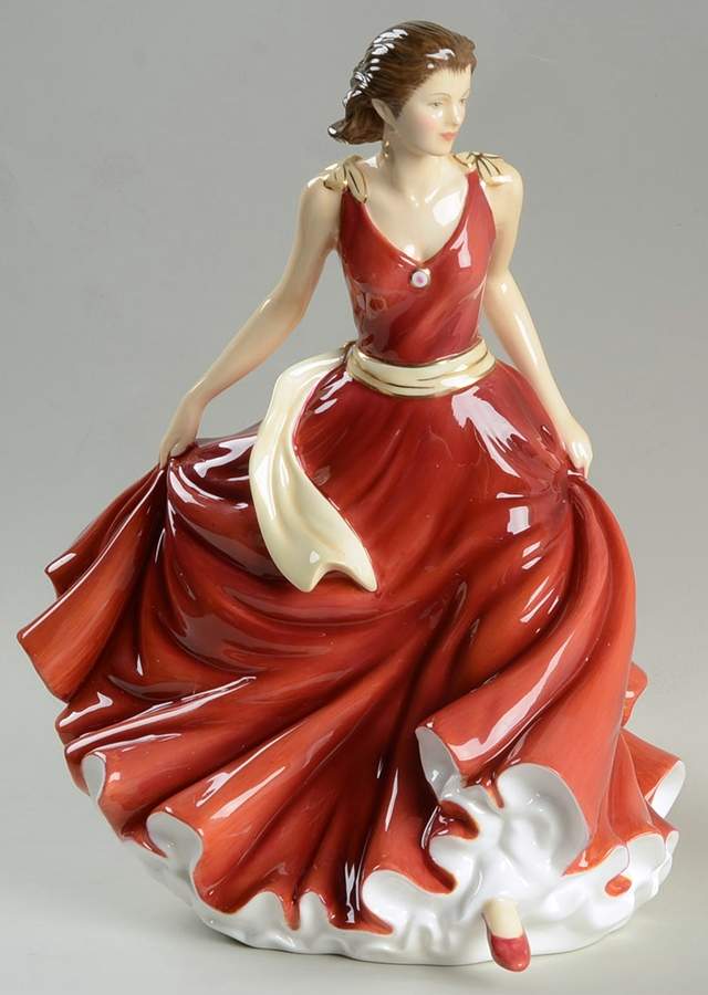 Michael Doulton Event Figurines Isabell-2011 - Boxed by Royal Doulton-1