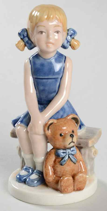 Millennium Figurine Collection Emma-Earth - No Box by Royal Copenhagen-1