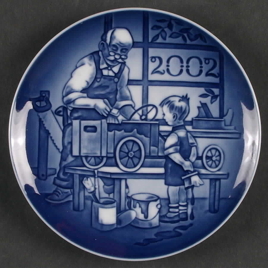Grandparents Plate Series Grandpa's Workshop - Boxed by Royal Copenhagen-1