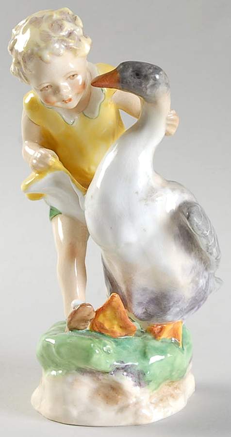 Nursery Rhymes Goosey Goosey Gander - No Box by Royal Worcester-1