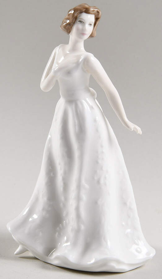 Annual Club Membership Figurines Cherish-2002 - Boxed by Royal Doulton-1
