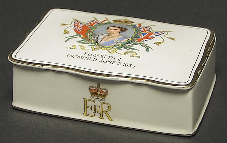 Royal Winton Royalty Giftware Elizabeth Ii-Coronation Cigarette Box - Cigarette Box With Lid by Royal Winton-1
