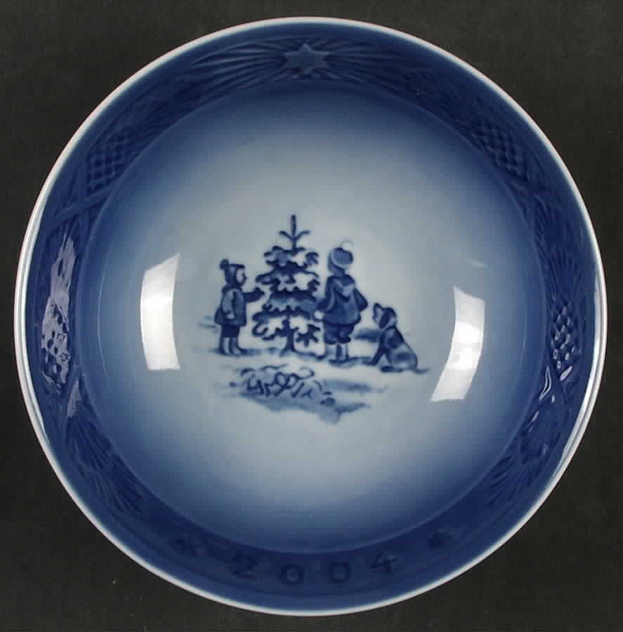Christmas Bowl Awaiting The Christmas Train - No Box by Royal Copenhagen-1