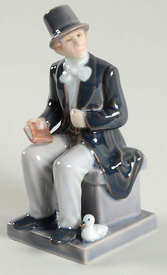Annual Figurines Hans Christian Andersen - No Box by Royal Copenhagen-1