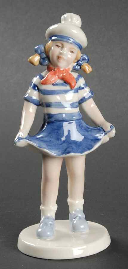 Annual Figurines Susan - Boxed by Royal Copenhagen-1