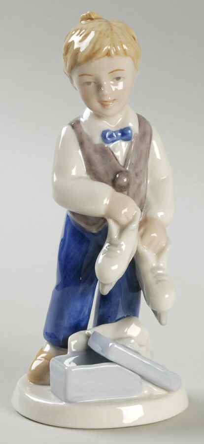 Annual Figurines Lucas - Boxed by Royal Copenhagen-1
