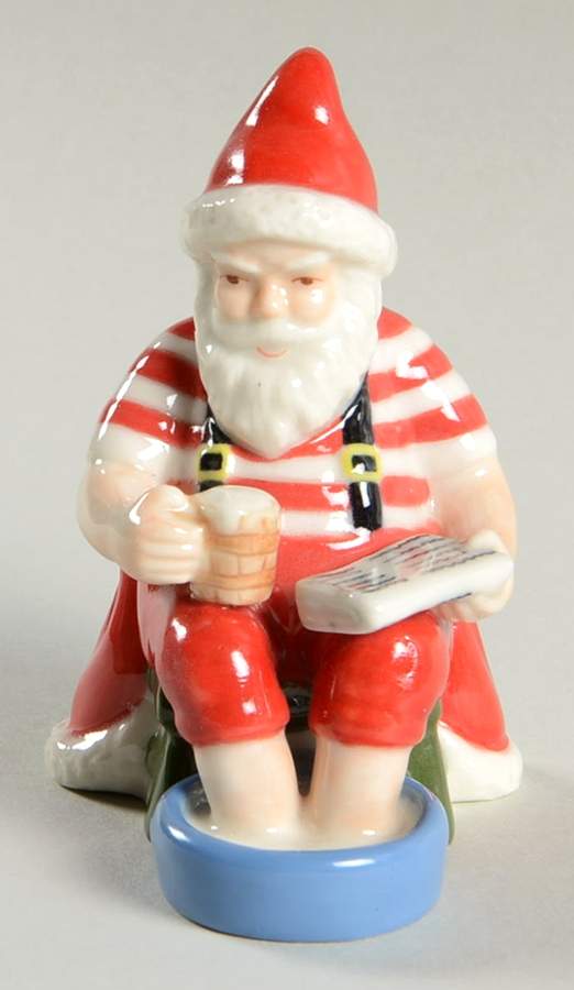 Annual Santa Figurine 2014 Santa - Boxed by Royal Copenhagen-1