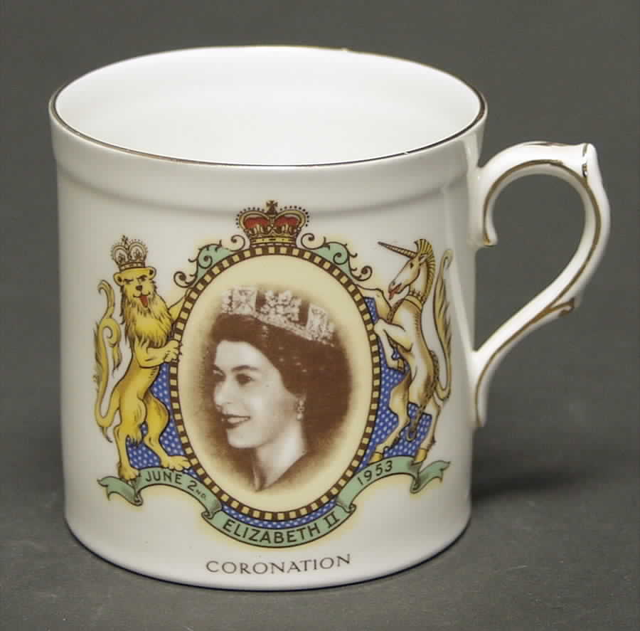 Royal Grafton Royalty Giftware Queen Elizabeth Ii Coronation 06/02/53 - Boxed by Royal Grafton-1
