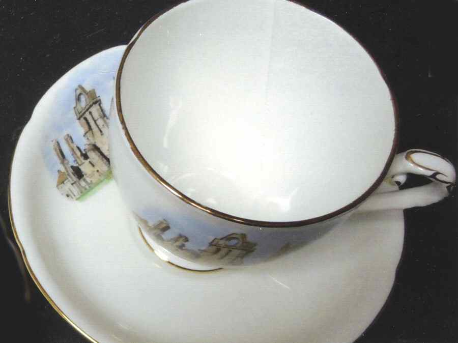 Royal Grafton Royalty Giftware Abbroath Abbey Castle-Cup & Saucer - Boxed by Royal Grafton-1